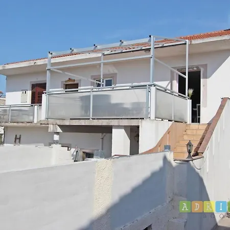 Apartman Klaudijo * Murter